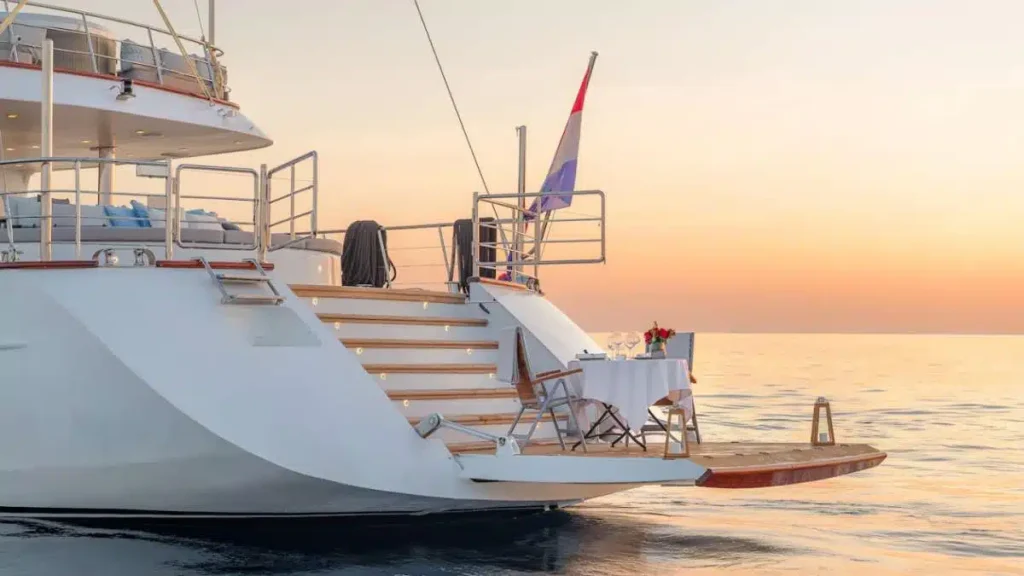 From Dream to Reality, Your Guide to Booking a Luxury Yacht